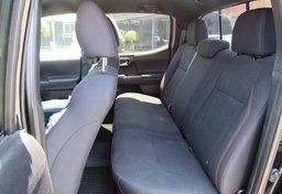 2019 Toyota Tacoma 4WD - Thumbnail 35