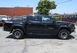 2019 Toyota Tacoma 4WD - Thumbnail 6