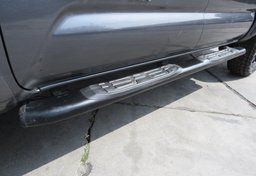 2020 Toyota Tacoma - Thumbnail 20