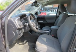 2020 Toyota Tacoma - Thumbnail 22