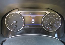 2022 Nissan Altima - Thumbnail 32