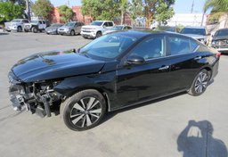 2022 Nissan Altima - Thumbnail 2