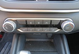 2022 Nissan Altima - Thumbnail 34