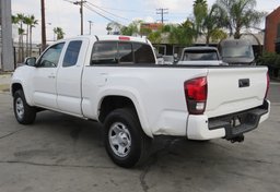 2020 Toyota Tacoma - Thumbnail 9