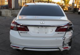 2017 Honda Accord Sedan - Thumbnail 11