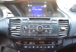 2017 Honda Accord Sedan - Thumbnail 34