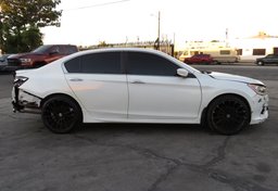 2017 Honda Accord Sedan - Thumbnail 6