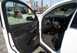 2021 Chevrolet Traverse - Thumbnail 22