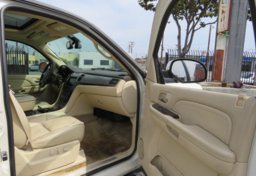 2007 Cadillac Escalade - Thumbnail 24