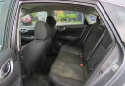 2019 Nissan Sentra - Thumbnail 27