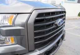 2017 Ford F-150 - Thumbnail 25