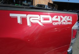 2021 Toyota Tacoma 4WD - Thumbnail 17