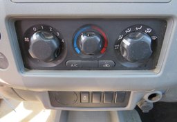 2013 Nissan Frontier - Thumbnail 33