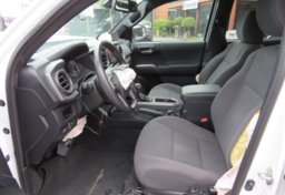 2018 Toyota Tacoma - Thumbnail 33