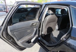 2019 Volkswagen Jetta - Thumbnail 25