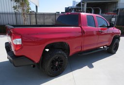 2017 Toyota Tundra 4WD - Thumbnail 8