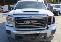 2019 GMC Sierra 2500HD - Thumbnail 15