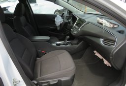 2020 Chevrolet Malibu - Thumbnail 27