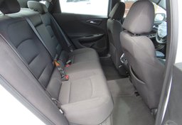 2020 Chevrolet Malibu - Thumbnail 31