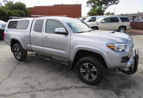 Picture of 2017 Toyota Tacoma
