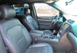 2017 Ford Explorer - Thumbnail 35