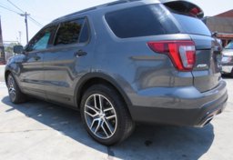 2017 Ford Explorer - Thumbnail 7