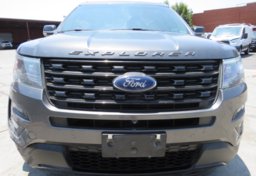 2017 Ford Explorer - Thumbnail 13