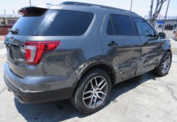 2017 Ford Explorer - Thumbnail 6