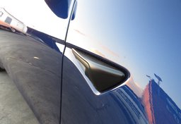 2020 Tesla Model Y - Thumbnail 24