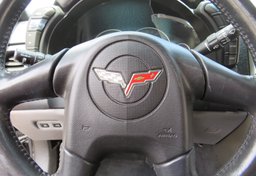 2005 Chevrolet Corvette - Thumbnail 26