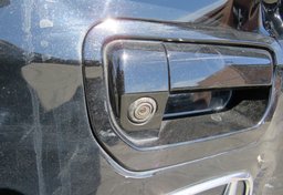 2019 Honda Ridgeline - Thumbnail 18