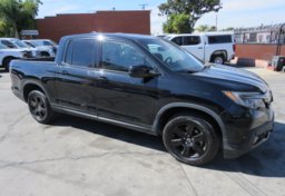 2019 Honda Ridgeline - Thumbnail 2