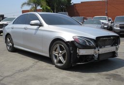 2017 Mercedes-Benz E-Class - Thumbnail 3