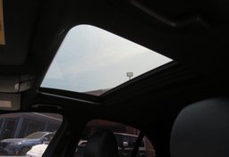 2017 Mercedes-Benz E-Class - Thumbnail 18