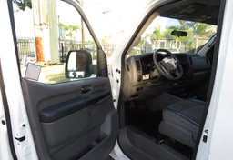 2018 Nissan NV Cargo - Thumbnail 17