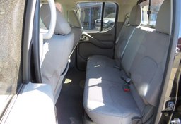 2020 Nissan Frontier - Thumbnail 28