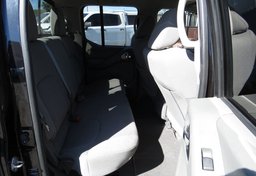 2020 Nissan Frontier - Thumbnail 29