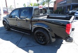 2020 Nissan Frontier - Thumbnail 6