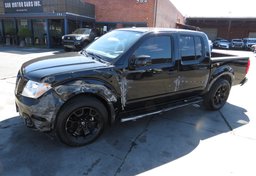 2020 Nissan Frontier - Thumbnail 2