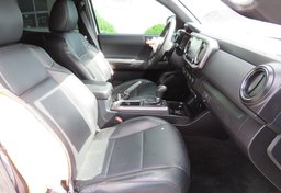 2021 Toyota Tacoma 4WD - Thumbnail 23