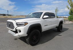 2021 Toyota Tacoma 4WD - Thumbnail 3