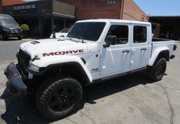 2020 Jeep Gladiator - Thumbnail 2