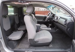 2017 Toyota Tacoma - Thumbnail 22