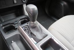 2017 Toyota Tacoma - Thumbnail 33