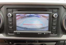 2017 Toyota Tacoma - Thumbnail 32