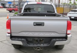 2017 Toyota Tacoma - Thumbnail 12