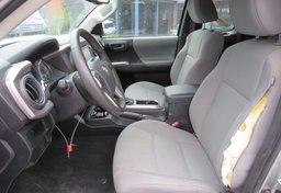 2017 Toyota Tacoma - Thumbnail 23