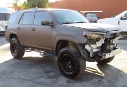 2016 Toyota 4Runner - Thumbnail 3