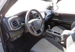 2020 Toyota Tacoma 4WD - Thumbnail 30