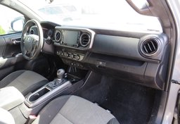 2020 Toyota Tacoma 4WD - Thumbnail 31